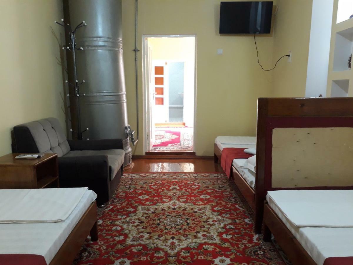 Amir-Yaxyo Hotel Бухара Екстер'єр фото