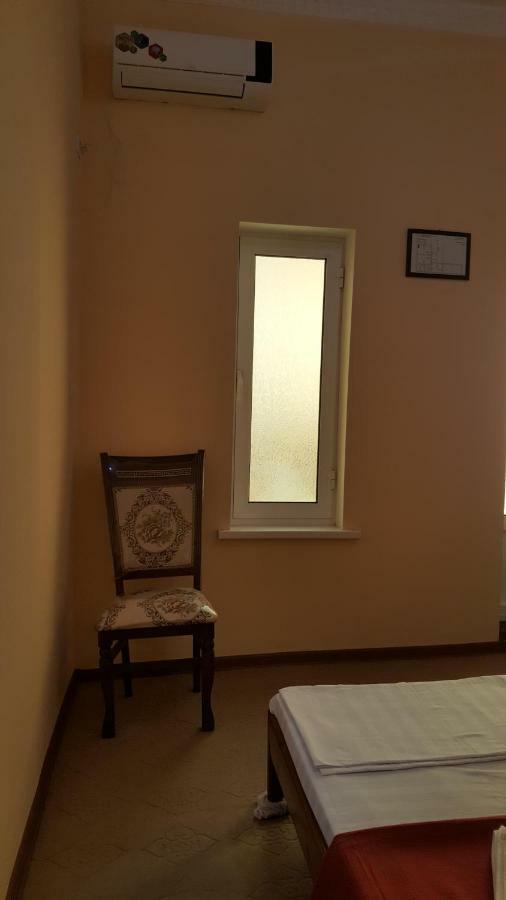 Amir-Yaxyo Hotel Бухара Екстер'єр фото